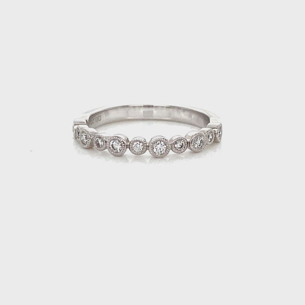 Bezel Set Wedder